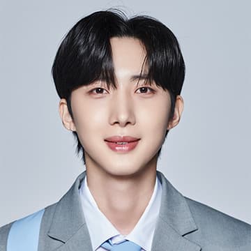LEE HOE TAEKprofile image