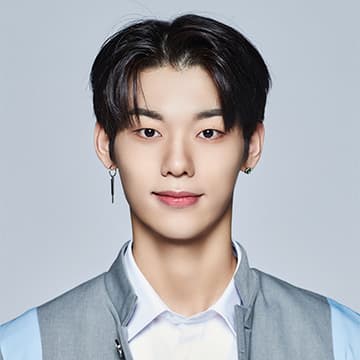 LEE JEONG HYEONprofile image
